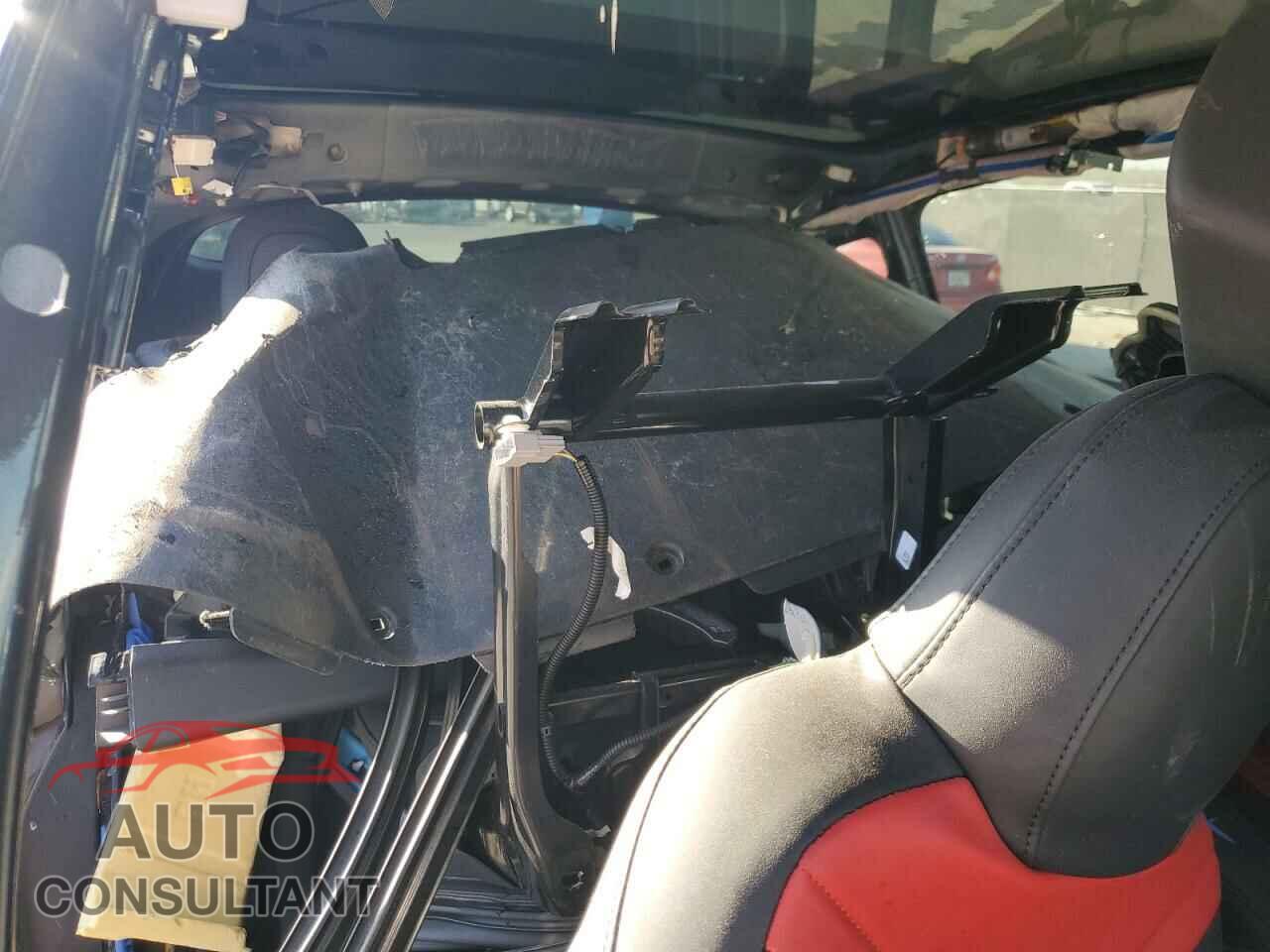 TESLA MODEL Y 2024 - 7SAYGDED3RF056646