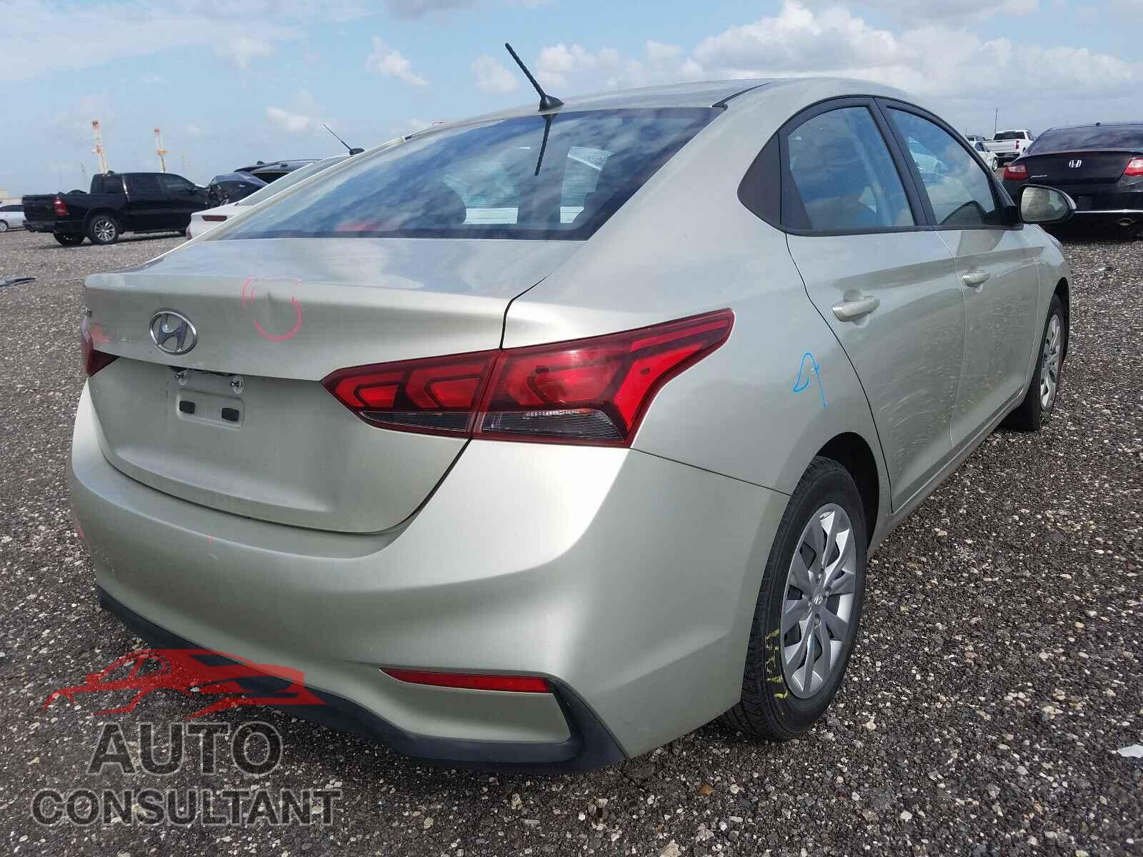 HYUNDAI ACCENT 2018 - 3KPC24A32JE015731