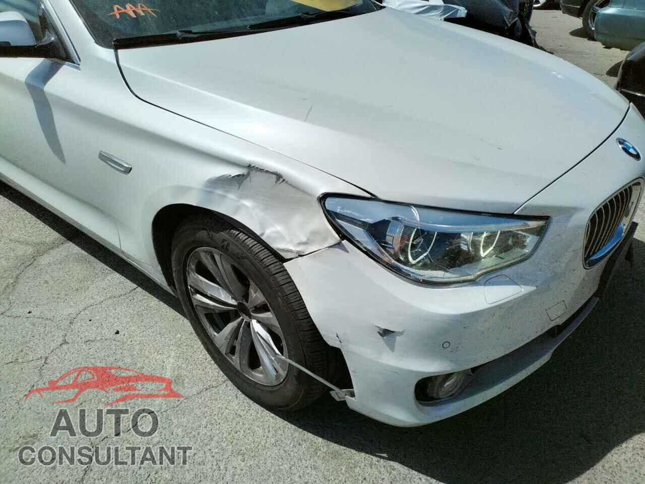 BMW 5 SERIES 2017 - WBA5M2C56HG499254