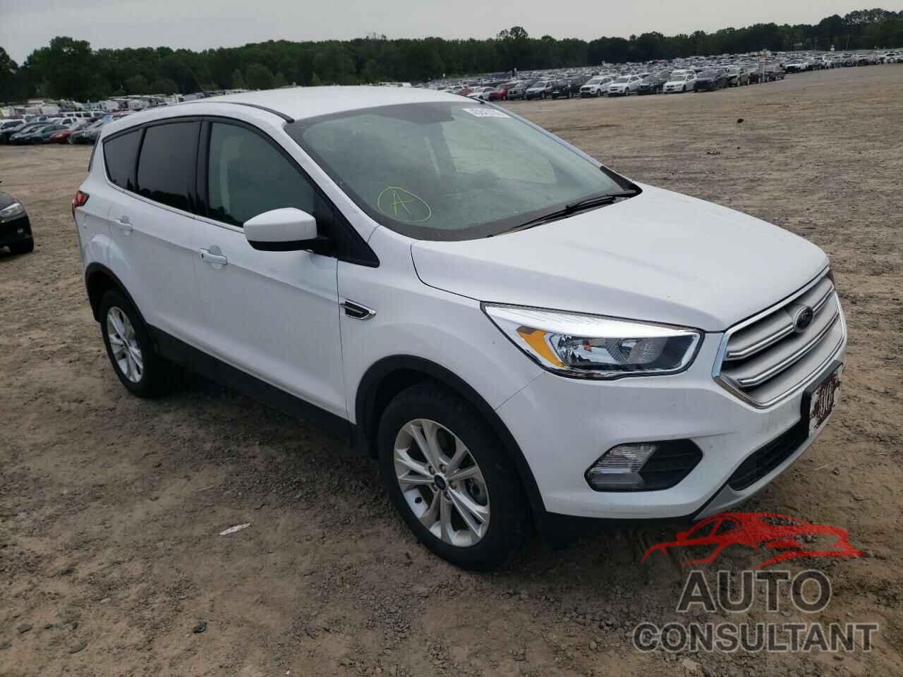 FORD ESCAPE 2019 - 1FMCU0G97KUB07558