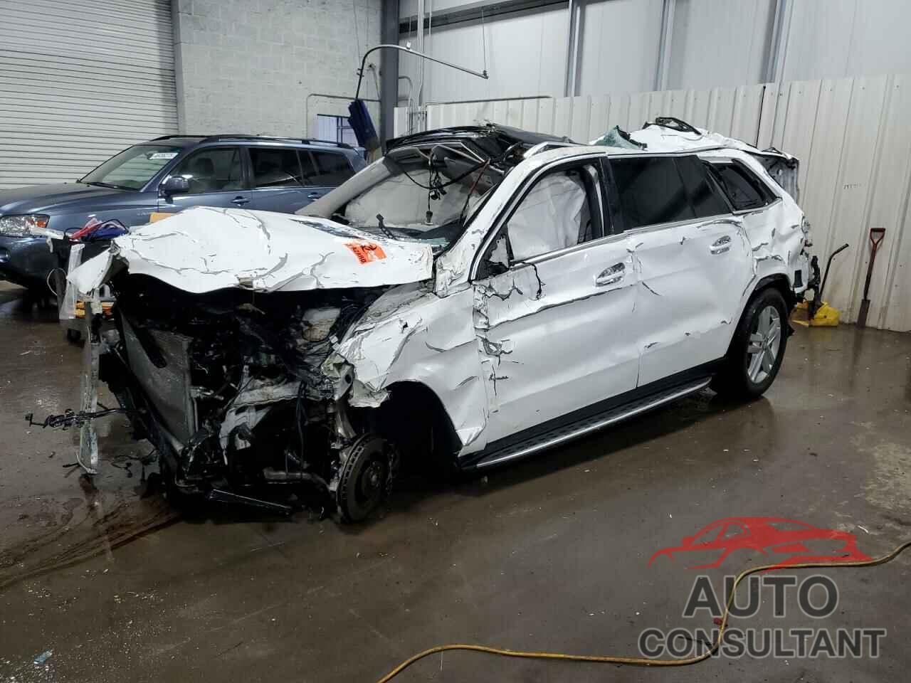 MERCEDES-BENZ GL-CLASS 2015 - 4JGDF6EE3FA520232
