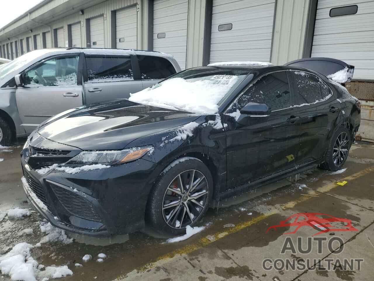 TOYOTA CAMRY 2021 - 4T1G11AK4MU573107