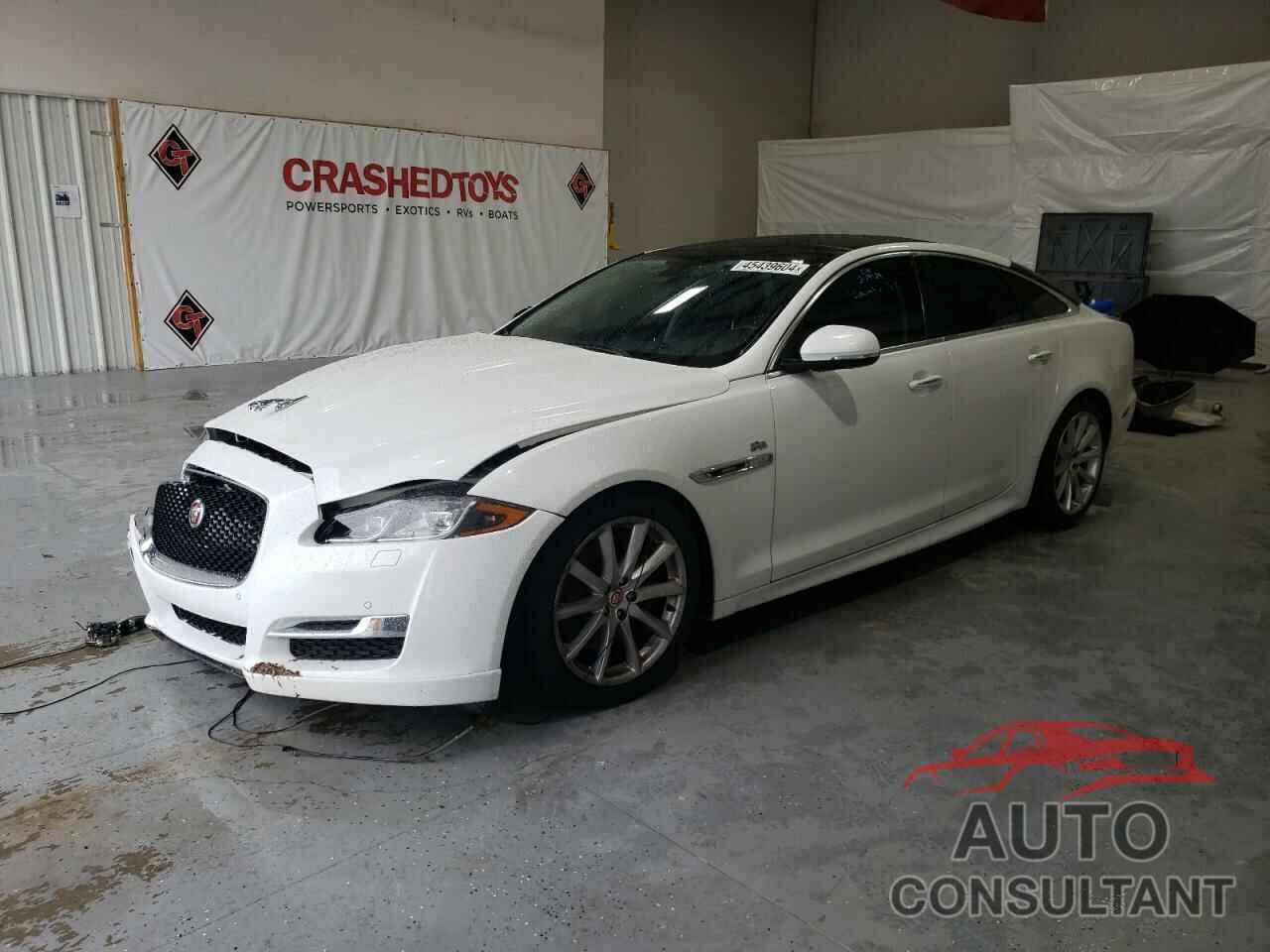 JAGUAR XJ 2016 - SAJWA1C77G8V92600