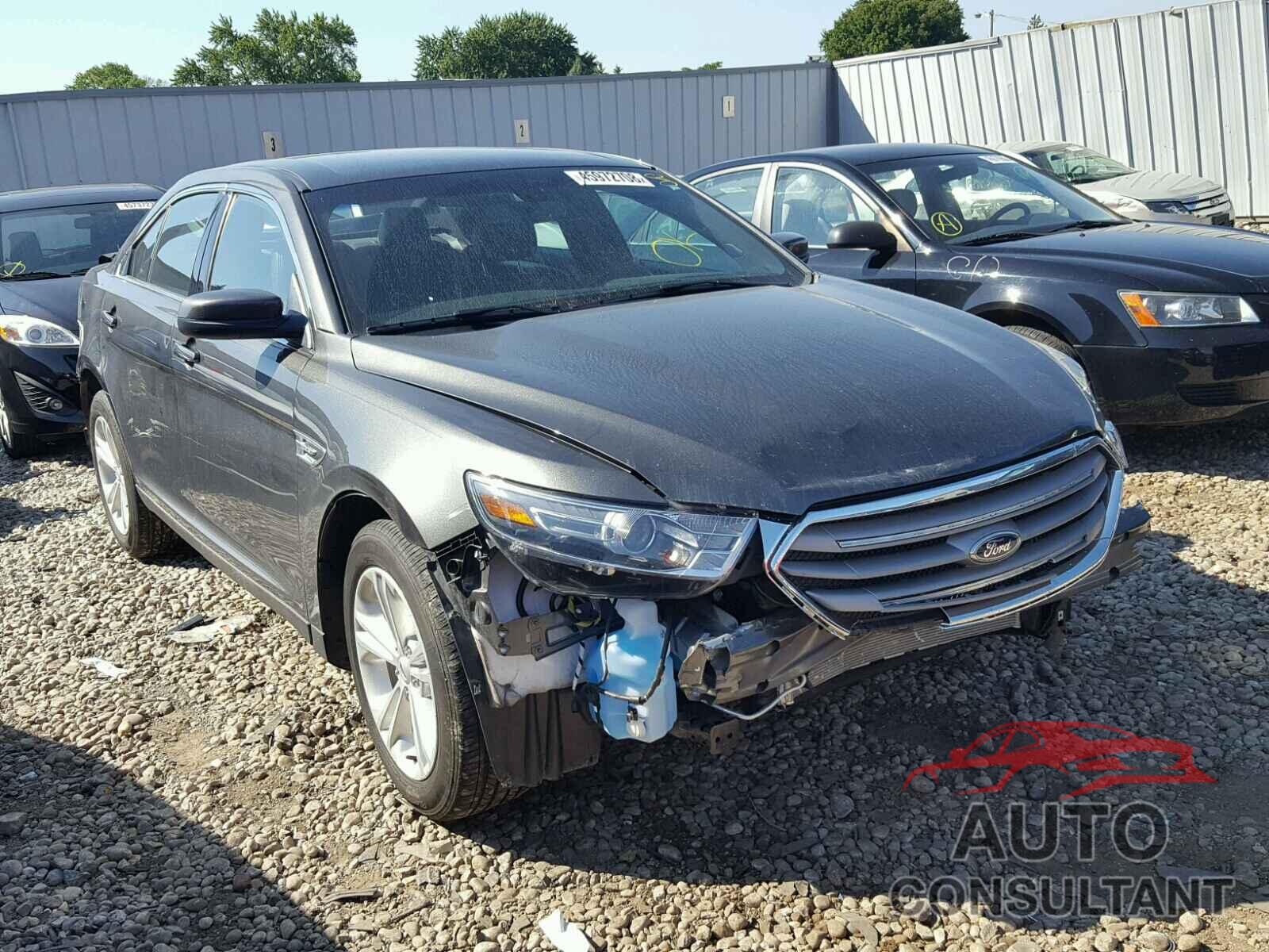 FORD TAURUS 2017 - 1FAHP2E87HG114417