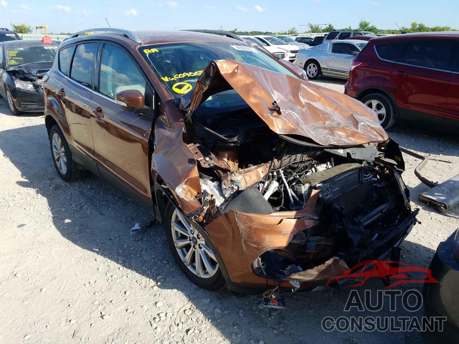 FORD ESCAPE 2017 - 1FMCU0JD4HUC09065