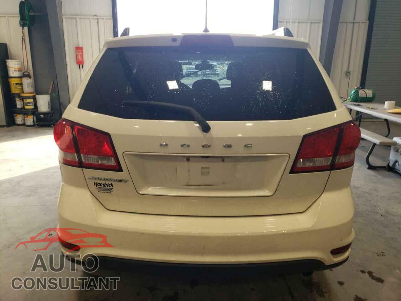 DODGE JOURNEY 2019 - 3C4PDCBB9KT867177