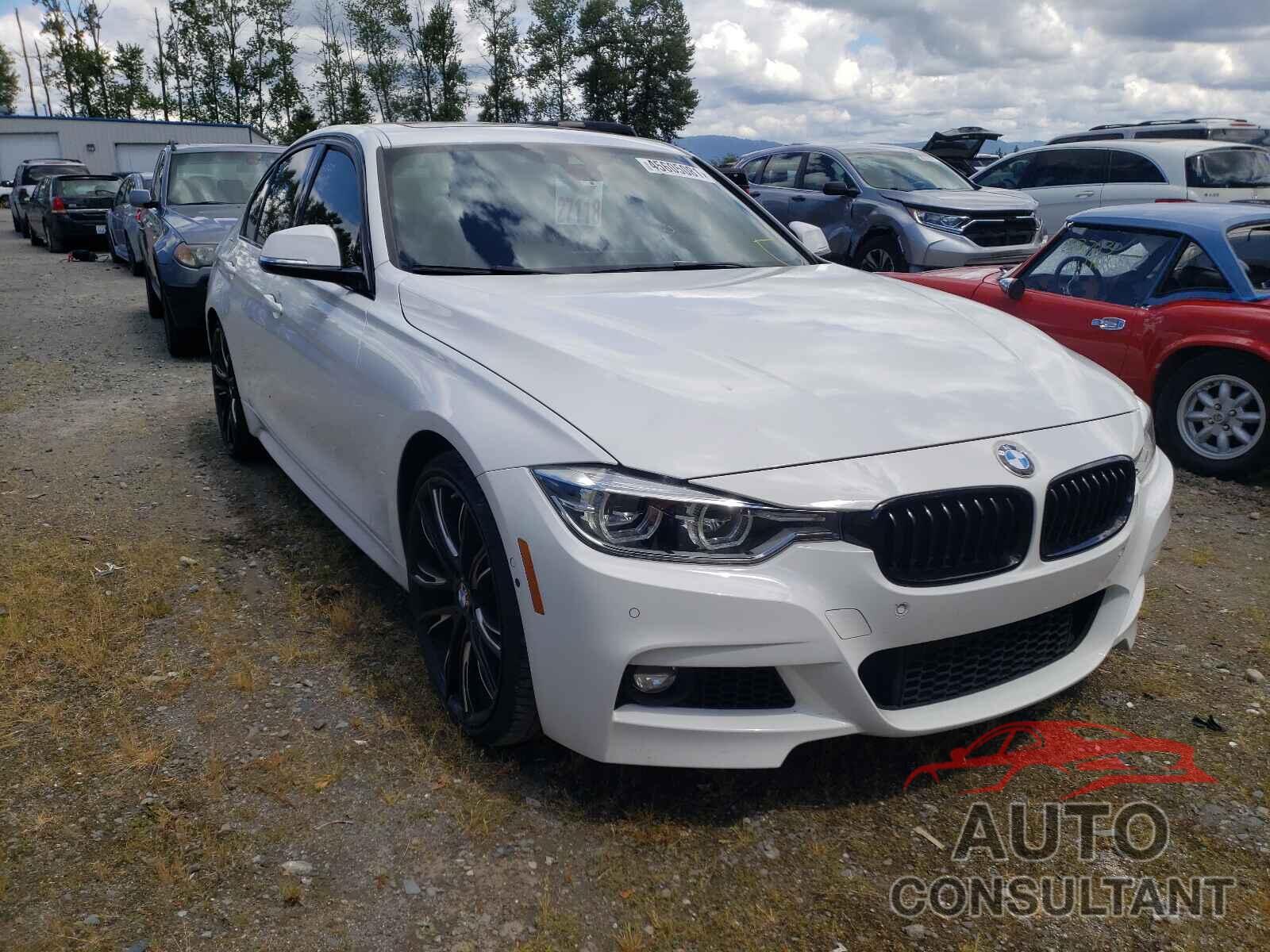 BMW 3 SERIES 2018 - WBA8B3G53JNV00882