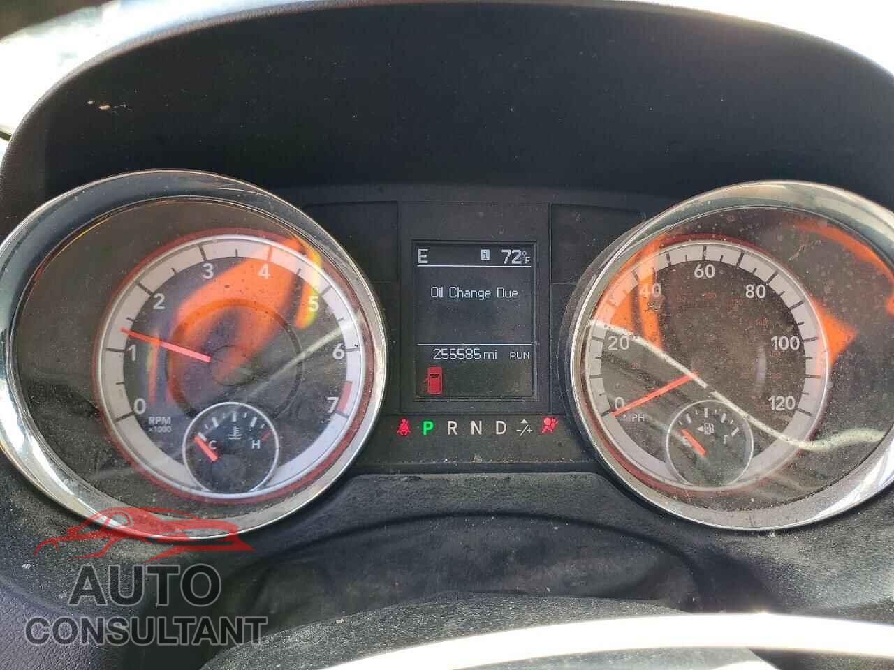 DODGE CARAVAN 2011 - 2D4RN5DG2BR728573