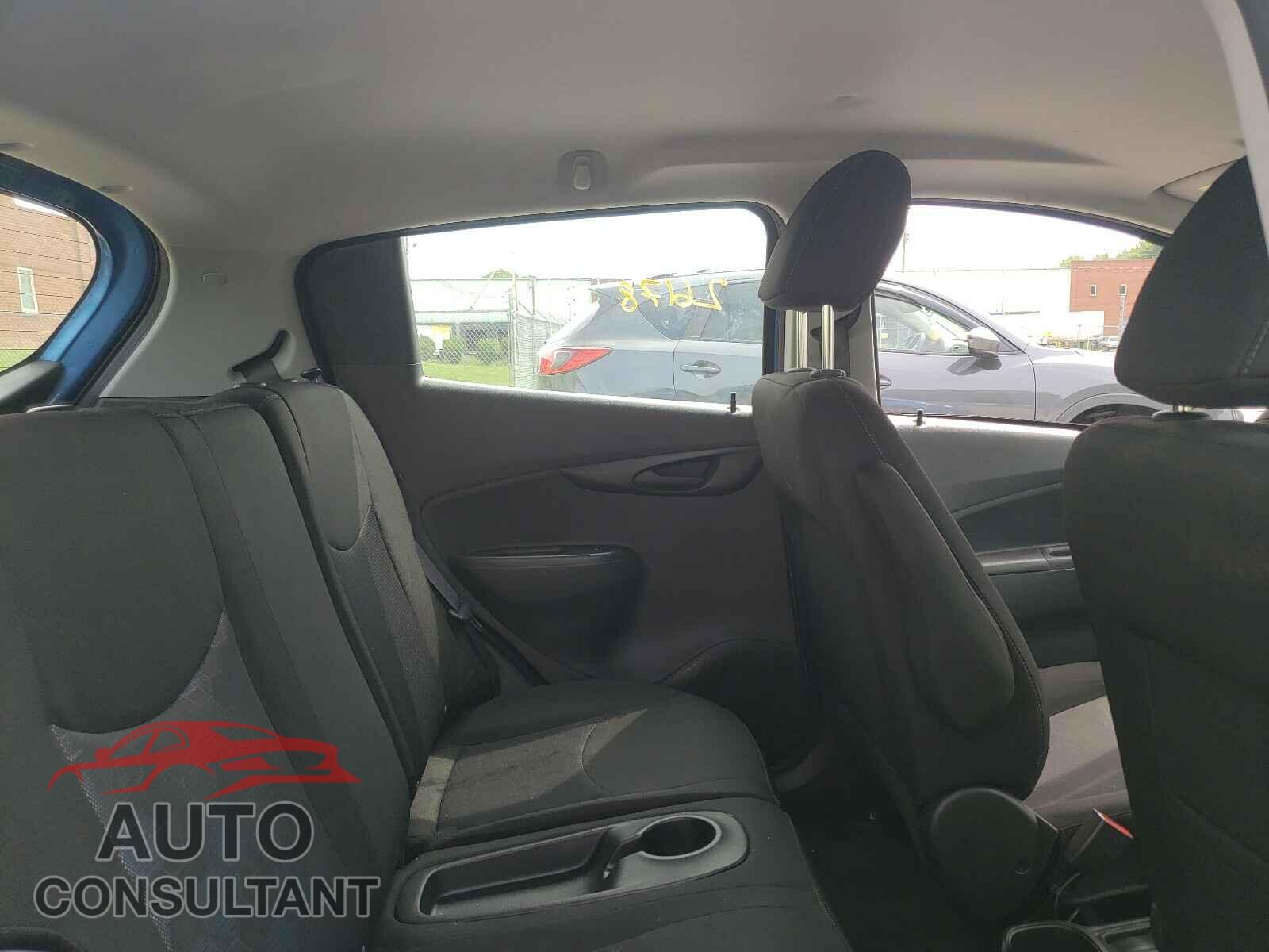CHEVROLET SPARK 2017 - KL8CD6SA2HC710062