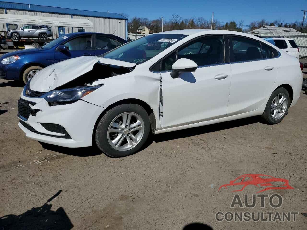 CHEVROLET CRUZE 2018 - 1G1BE5SMXJ7171041