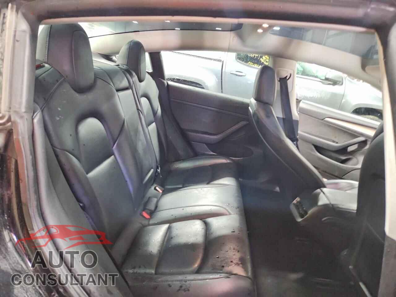 TESLA MODEL 3 2023 - 5YJ3E1EA0PF450247