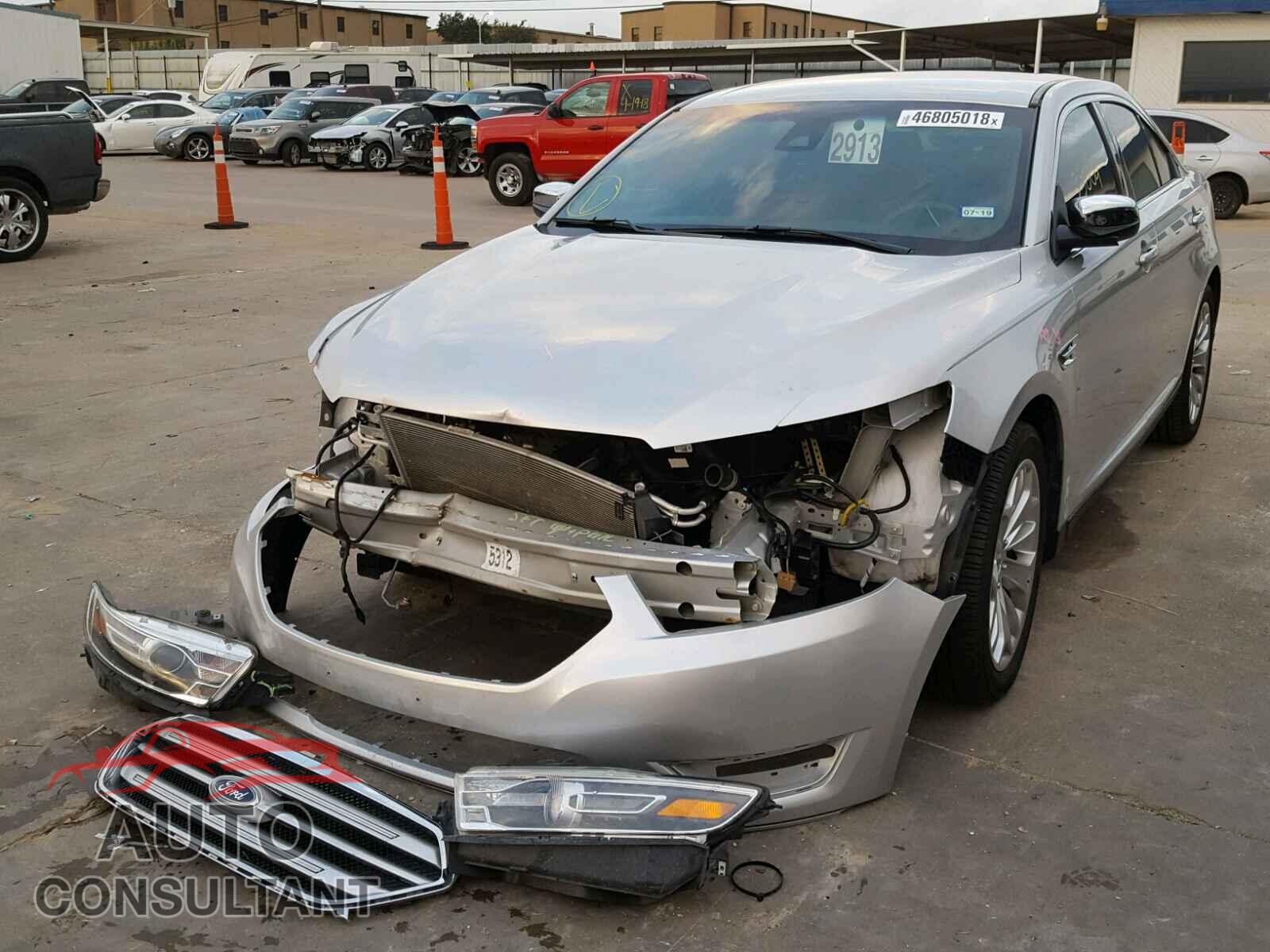 FORD TAURUS 2017 - 1FAHP2F87HG102492