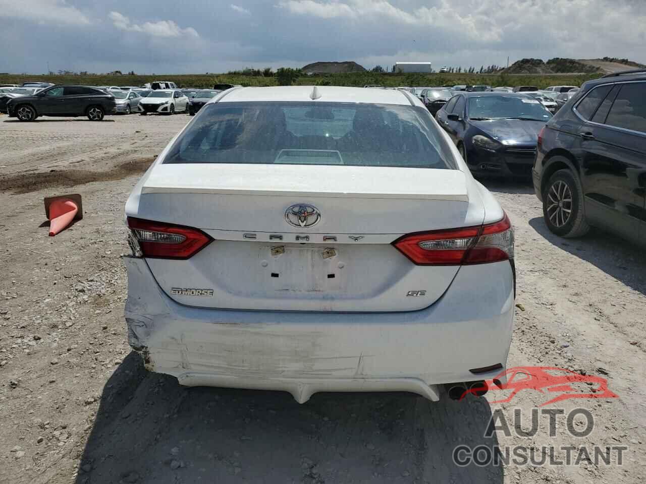 TOYOTA CAMRY 2019 - 4T1B11HK3KU705187