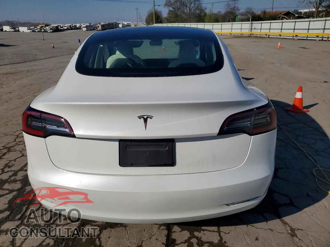 TESLA MODEL 3 2023 - 5YJ3E1EA2PF566680