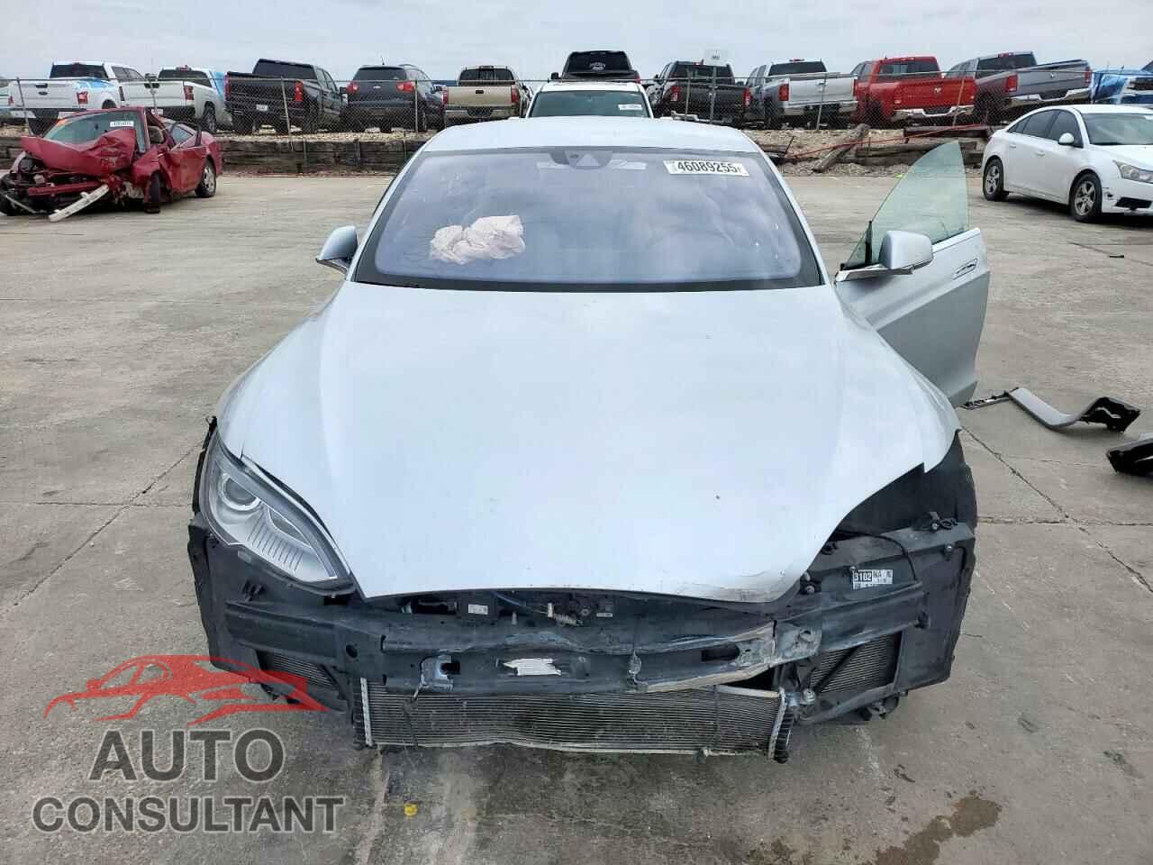 TESLA MODEL S 2016 - 5YJSA1E26GF134156