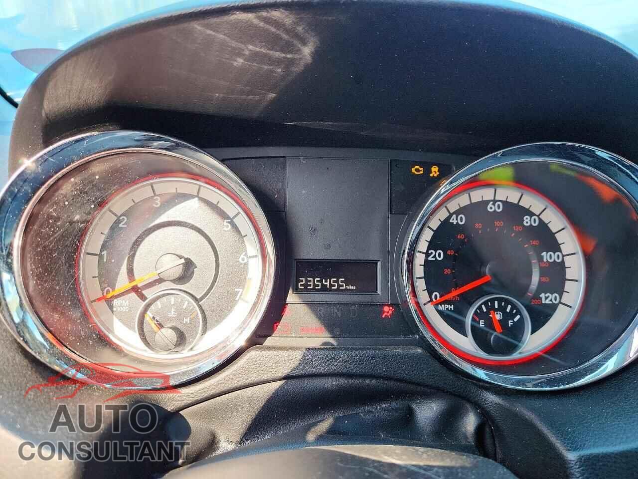DODGE CARAVAN 2013 - 2C4RDGBG1DR765941
