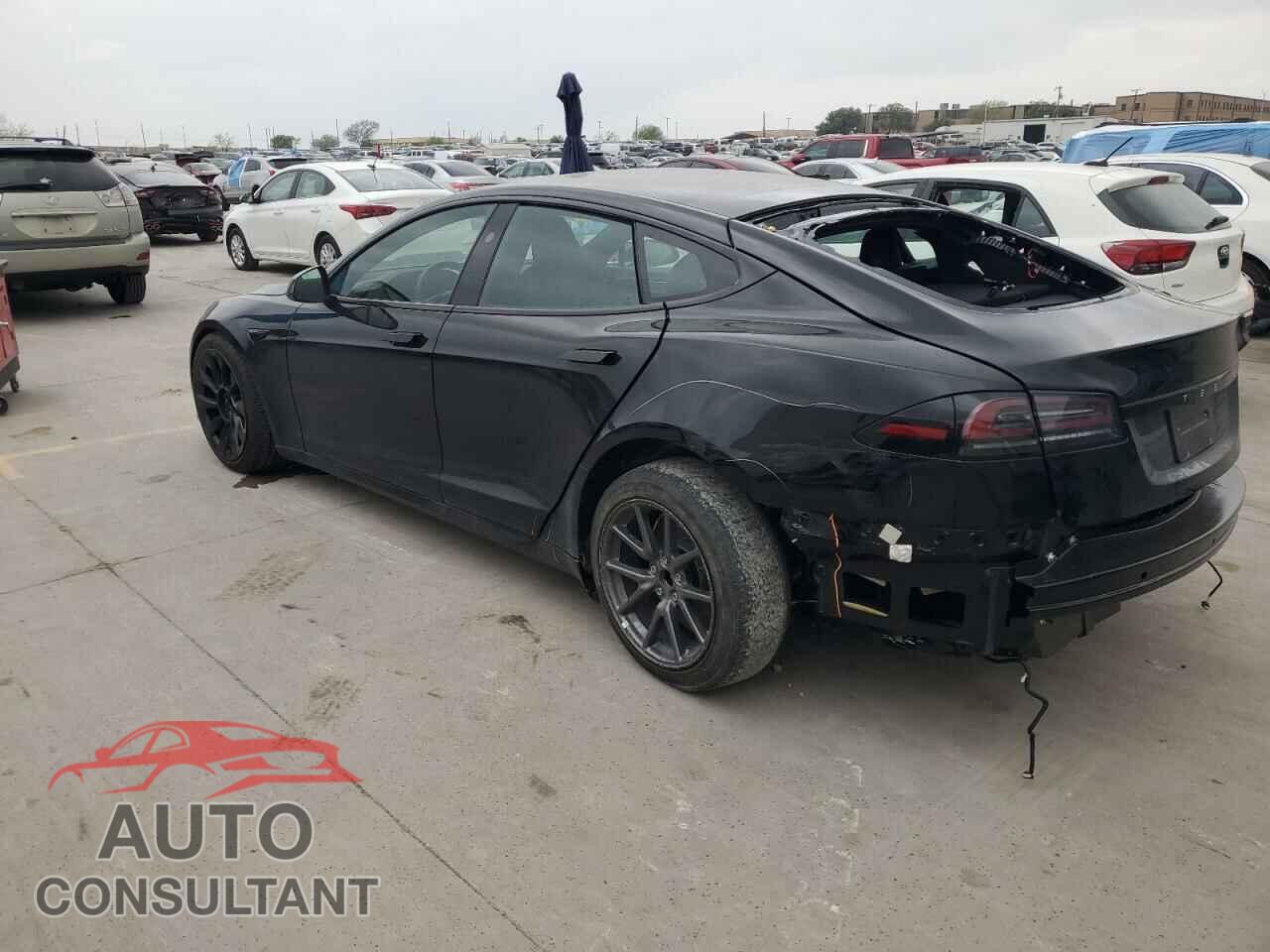 TESLA MODEL S 2023 - 5YJSA1E50PF527063