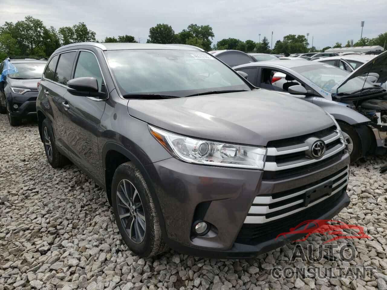 TOYOTA HIGHLANDER 2019 - 5TDJZRFH8KS609381