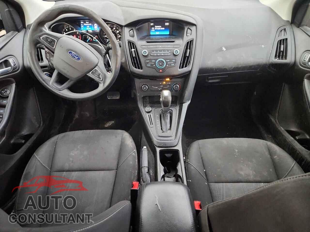 FORD FOCUS 2016 - 1FADP3F28GL288288