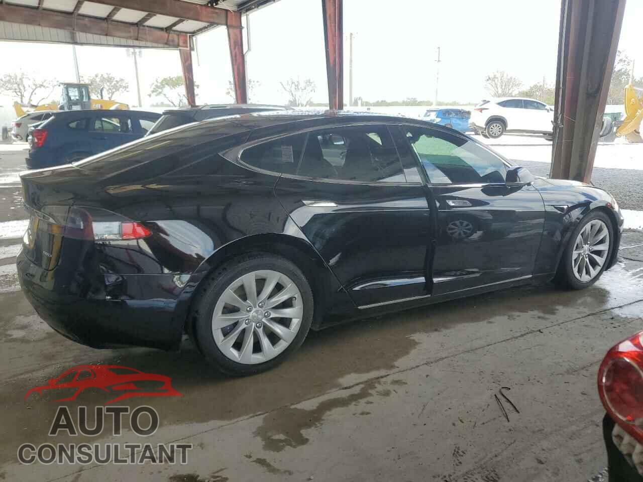 TESLA MODEL S 2018 - 5YJSA1E27JF265247