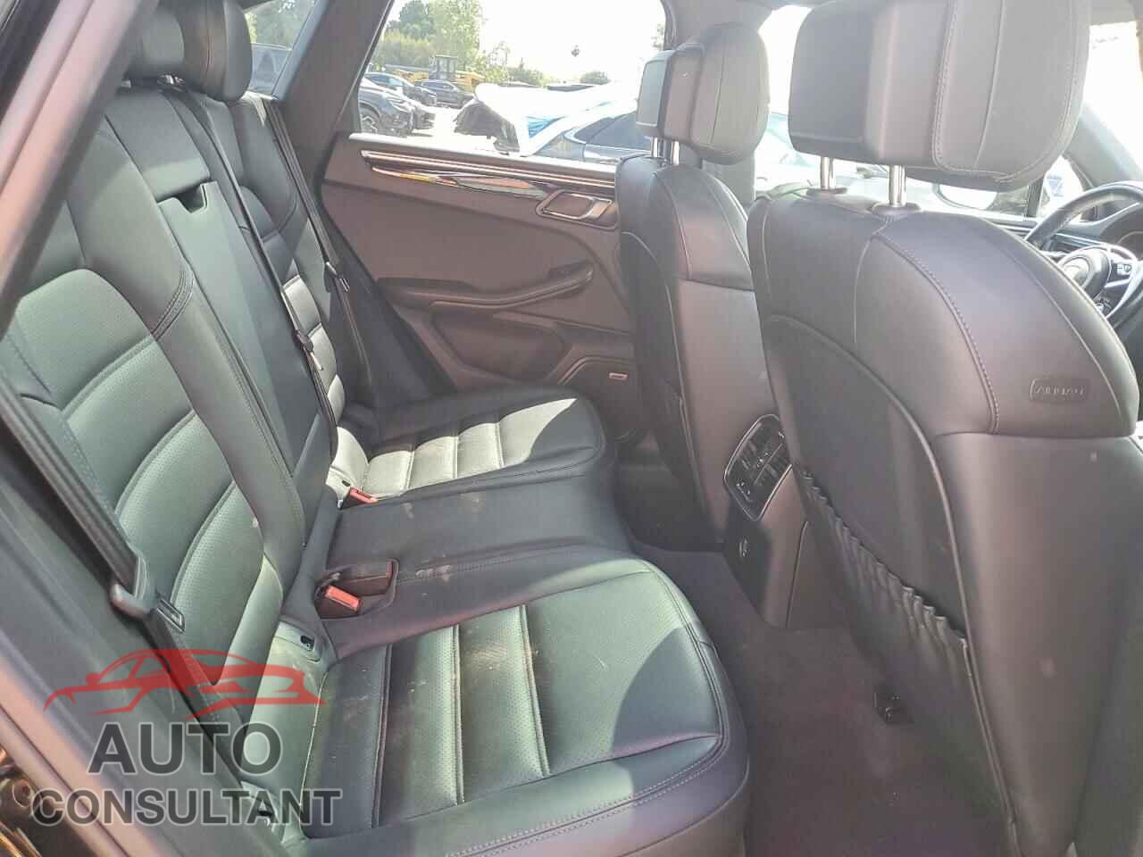 PORSCHE MACAN 2019 - WP1AB2A59KLB33229