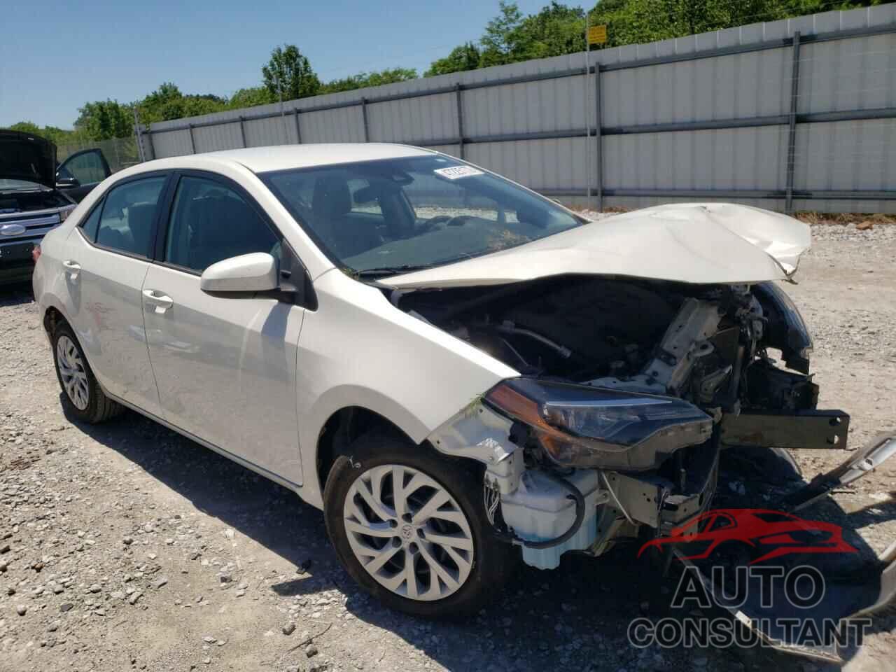 TOYOTA COROLLA 2018 - 5YFBURHEXJP818294