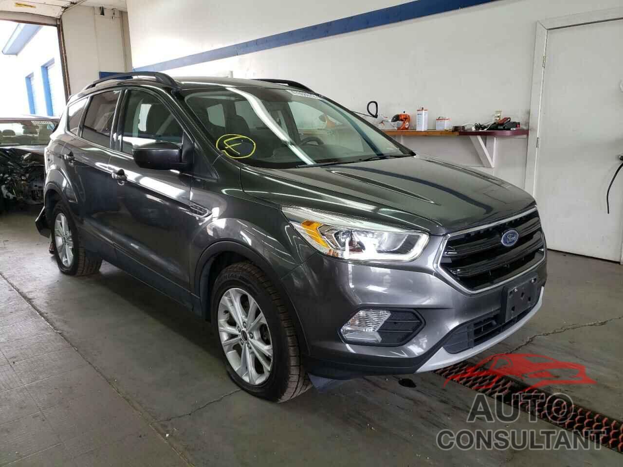 FORD ESCAPE 2017 - 1FMCU9GD3HUD27670