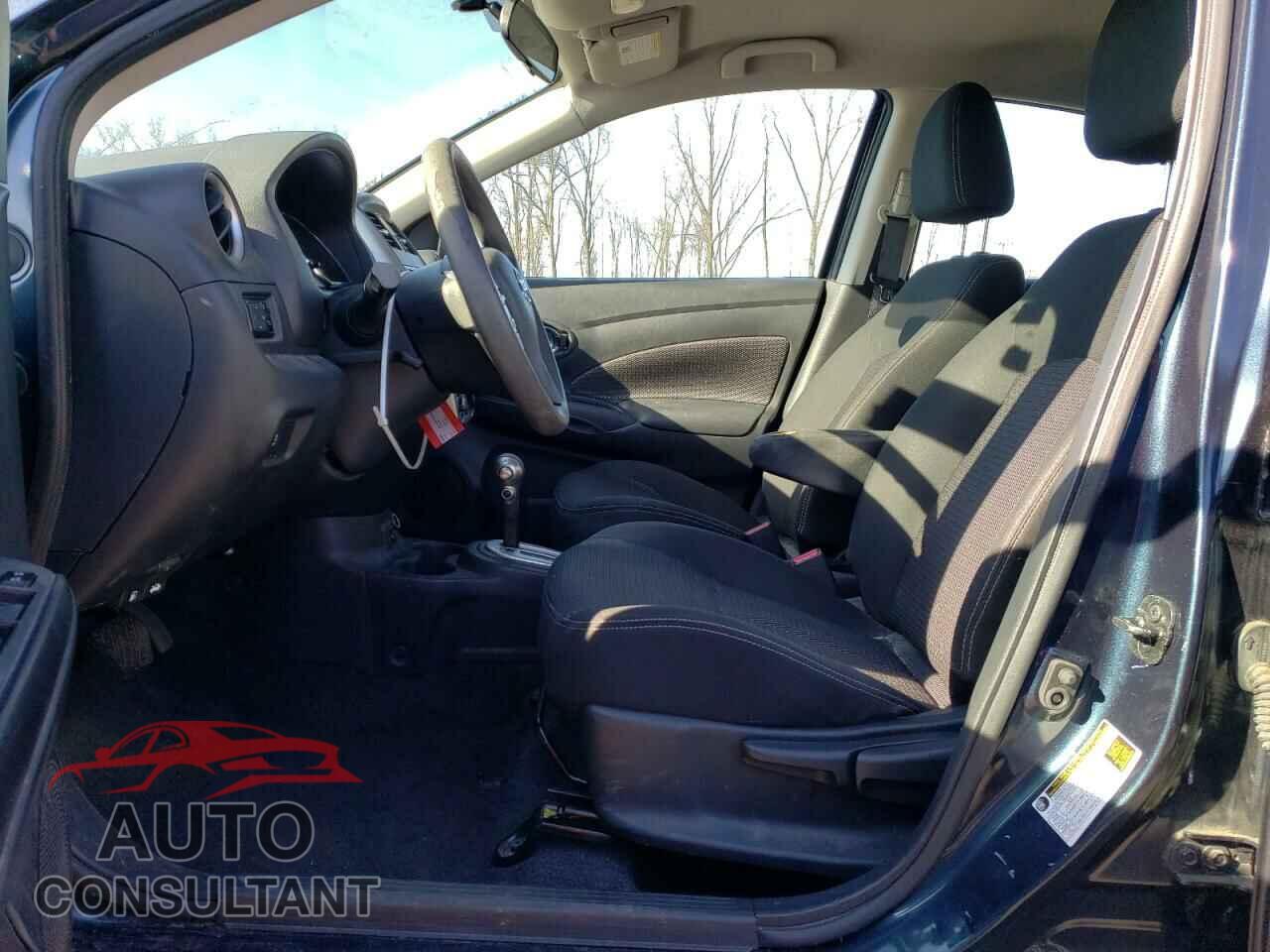 NISSAN VERSA 2017 - 3N1CN7AP3HL894015