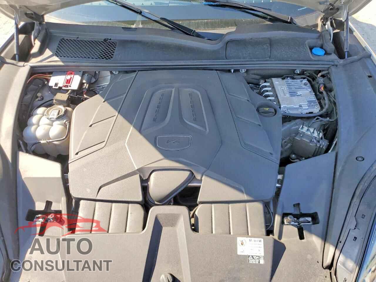 PORSCHE CAYENNE 2024 - WP1AA2AY4RDA08771