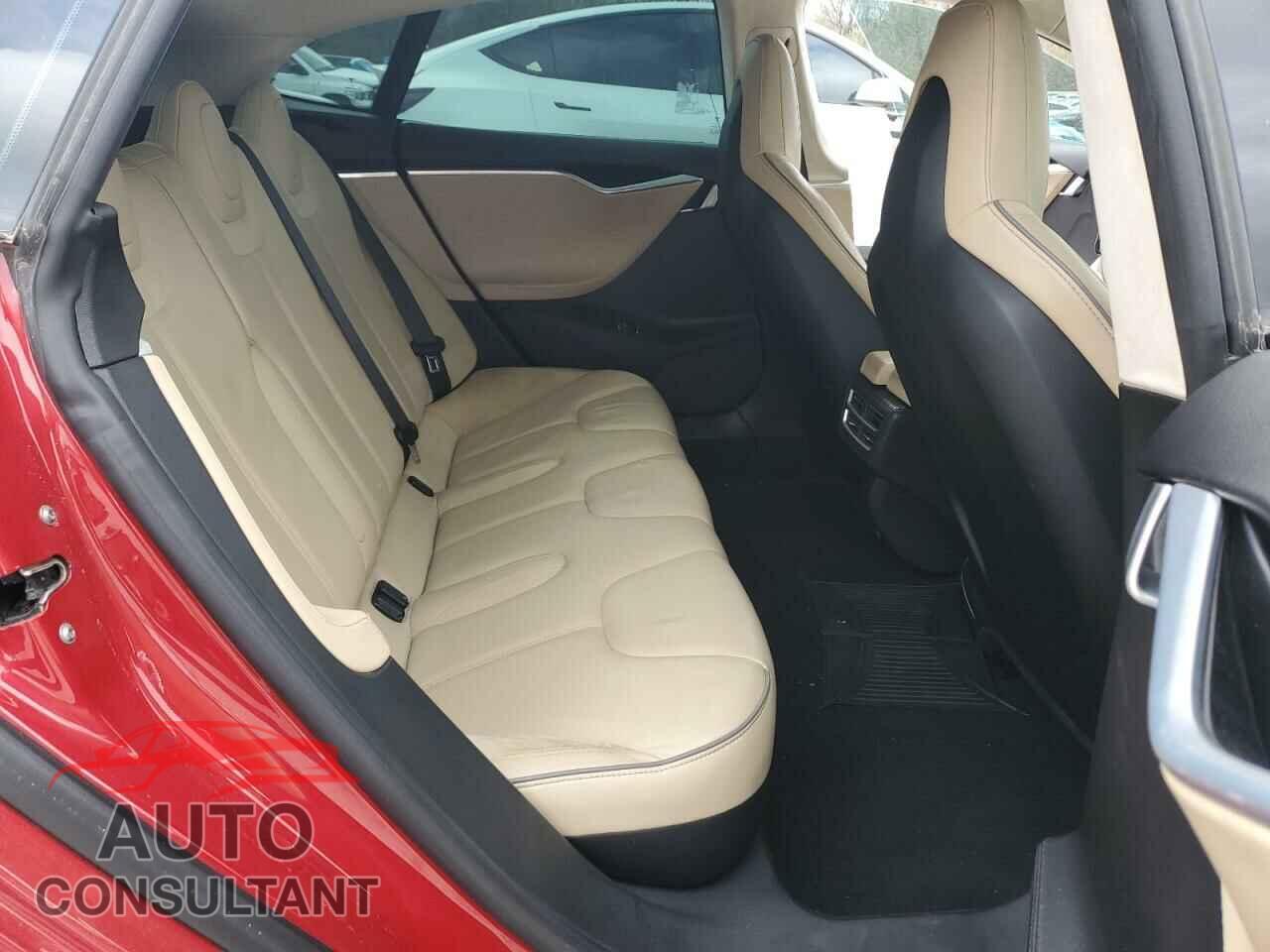 TESLA MODEL S 2013 - 5YJSA1CP6DFP26683
