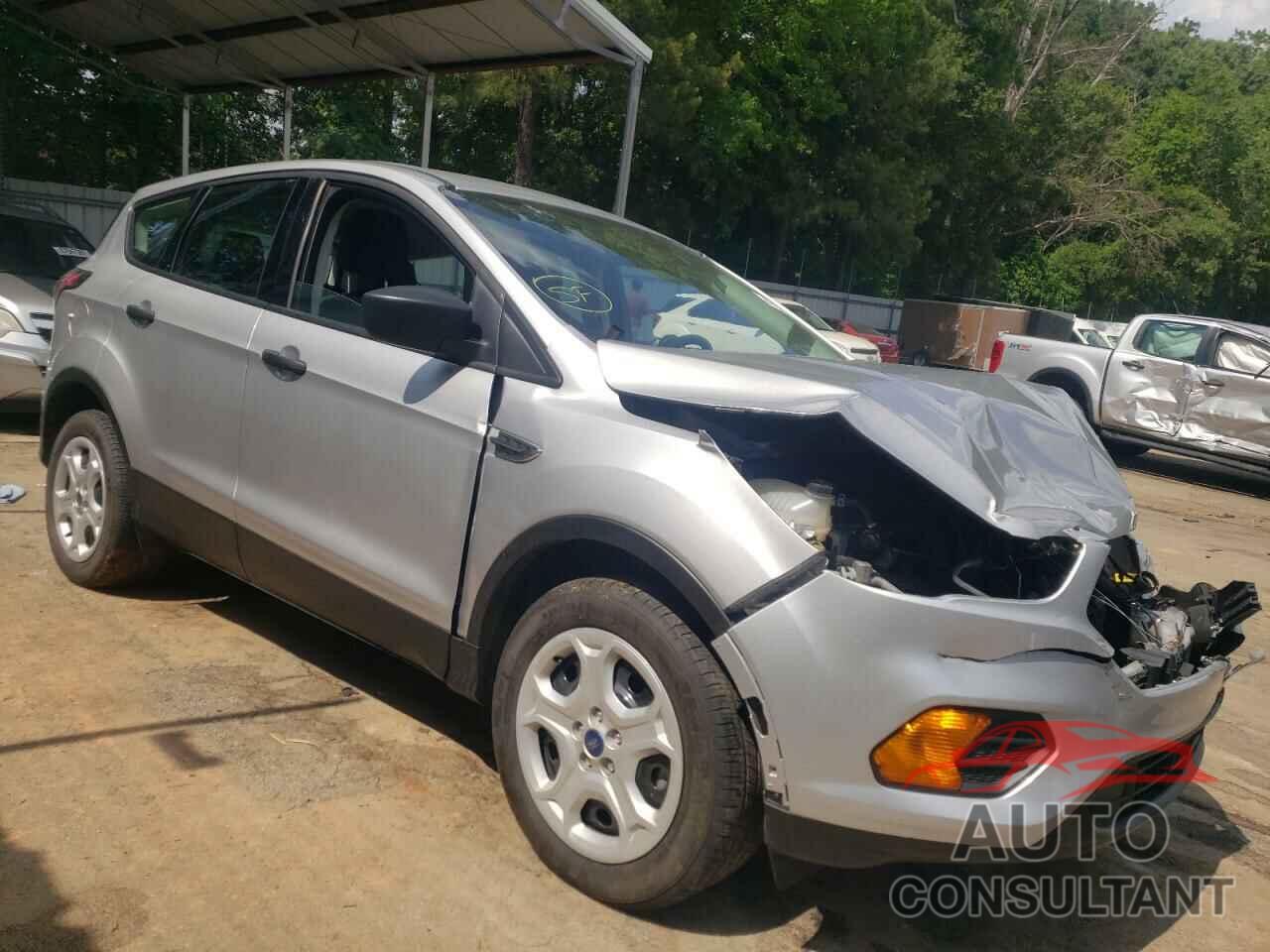 FORD ESCAPE 2017 - 1FMCU0F77HUA88230