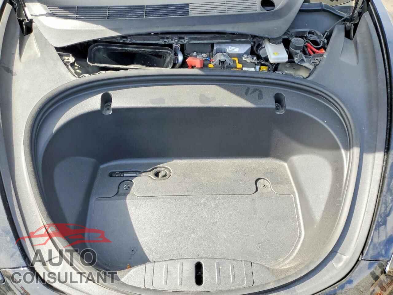 TESLA MODEL 3 2020 - 5YJ3E1EA2LF606475