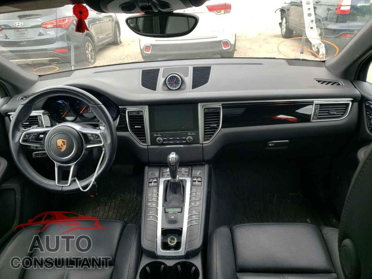 PORSCHE MACAN 2017 - WP1AA2A53HLB07611