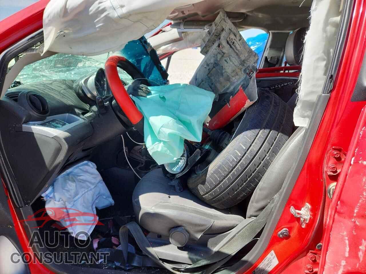 CHEVROLET SPARK 2015 - KL8CB6S92FC766611