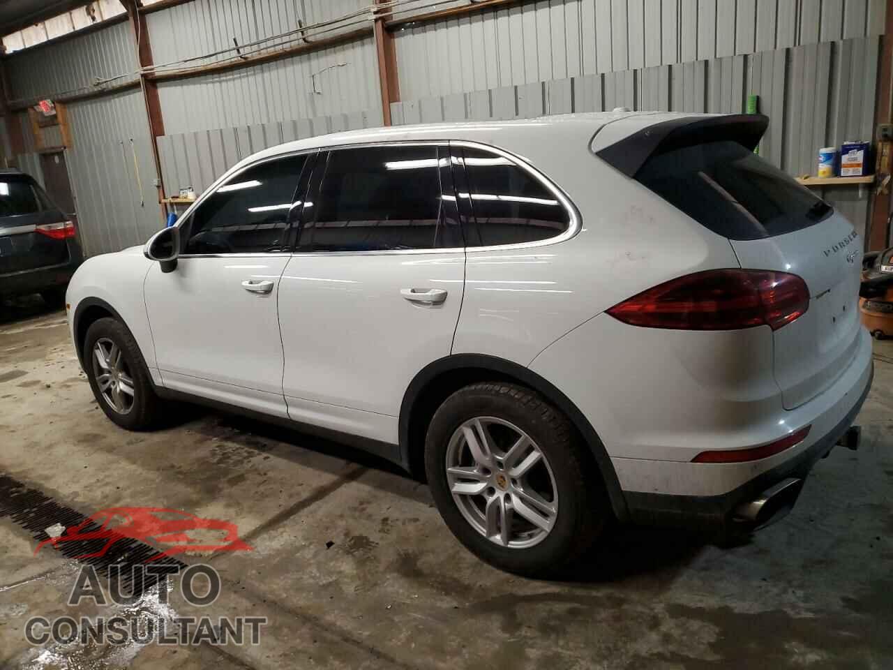 PORSCHE CAYENNE 2016 - WP1AA2A27GKA12155