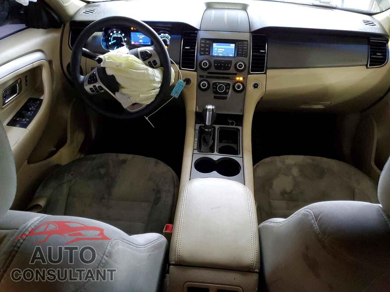 FORD TAURUS 2015 - 1FAHP2D89FG157445