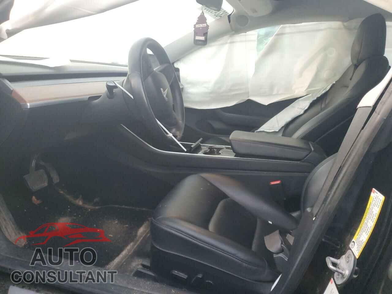 TESLA MODEL 3 2018 - 5YJ3E1EB5JF068439