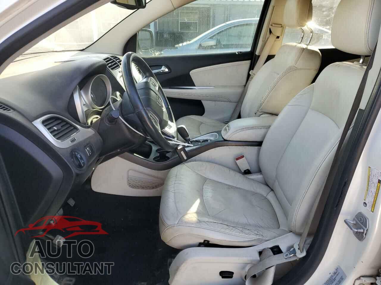 DODGE JOURNEY 2015 - 3C4PDCBB0FT531164