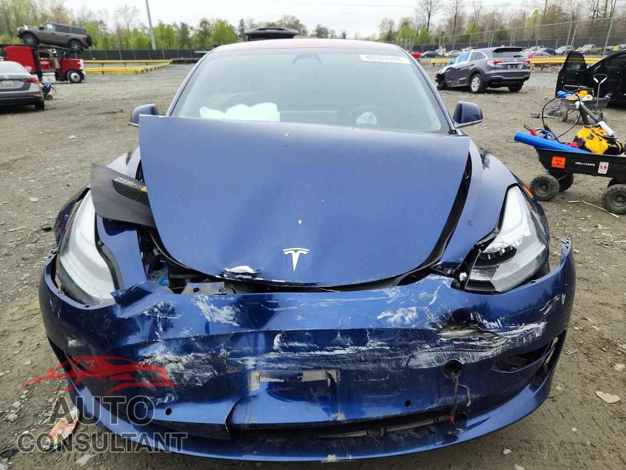 TESLA MODEL 3 2018 - 5YJ3E1EA0JF007247