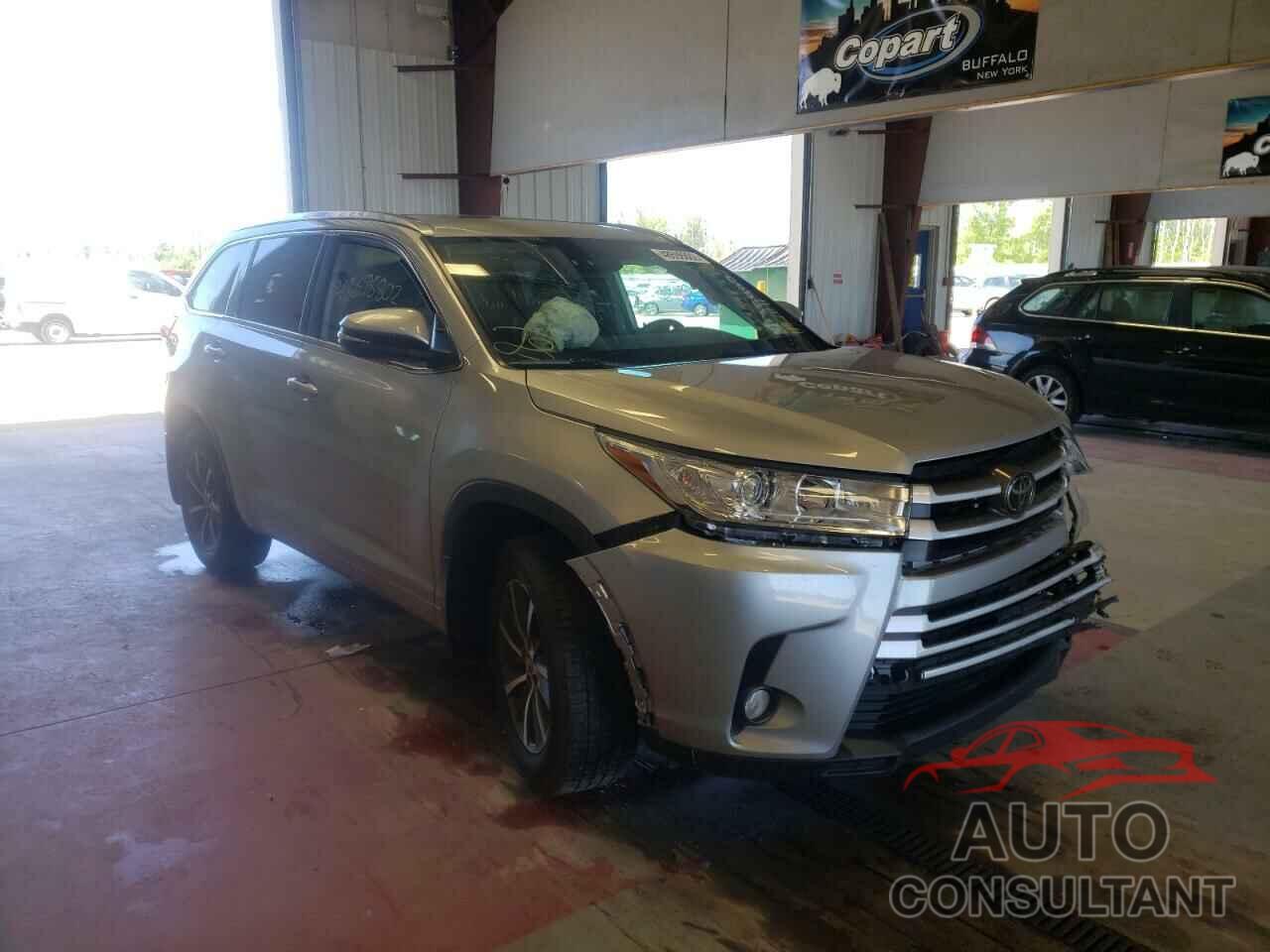 TOYOTA HIGHLANDER 2018 - 5TDJZRFH7JS530959