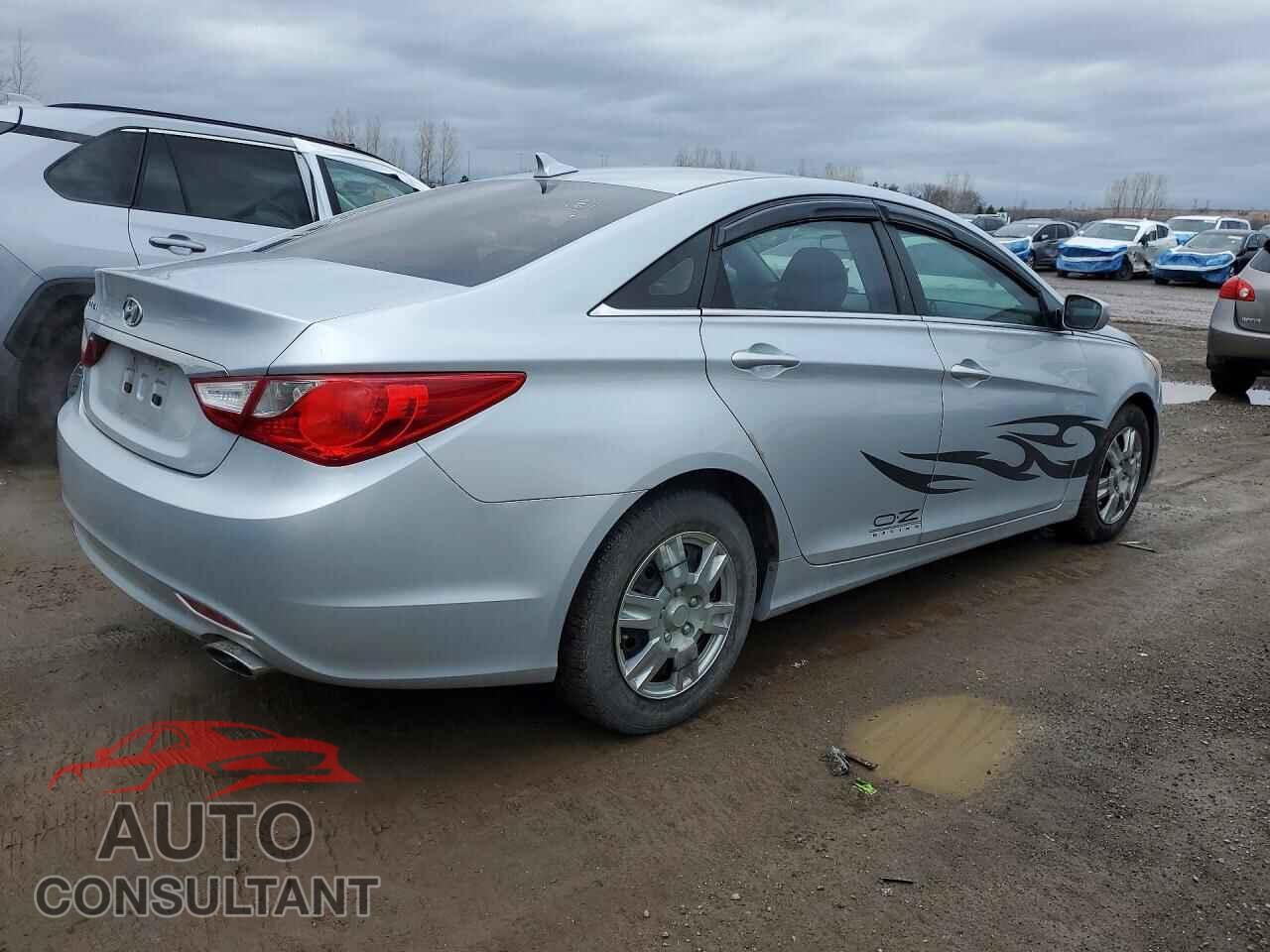 HYUNDAI SONATA 2013 - 5NPEC4AC9DH511003