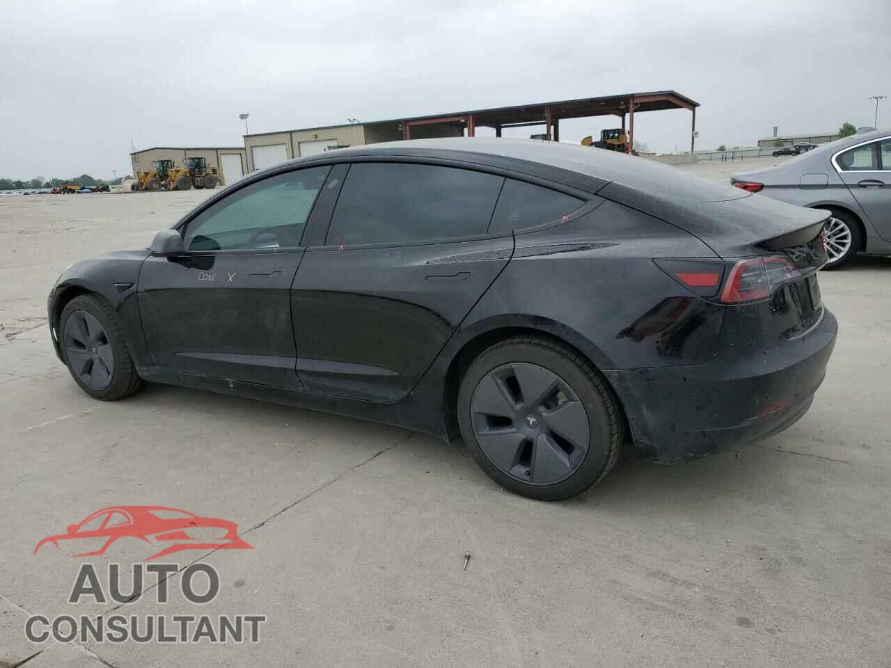 TESLA MODEL 3 2023 - 5YJ3E1EAXPF675307