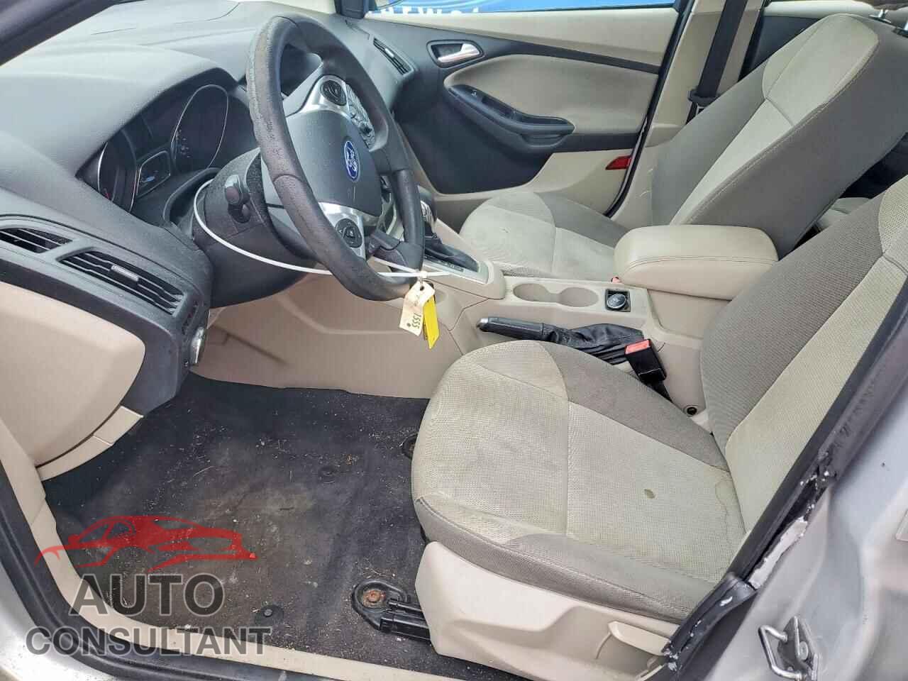 FORD FOCUS 2013 - 1FADP3F29DL114015