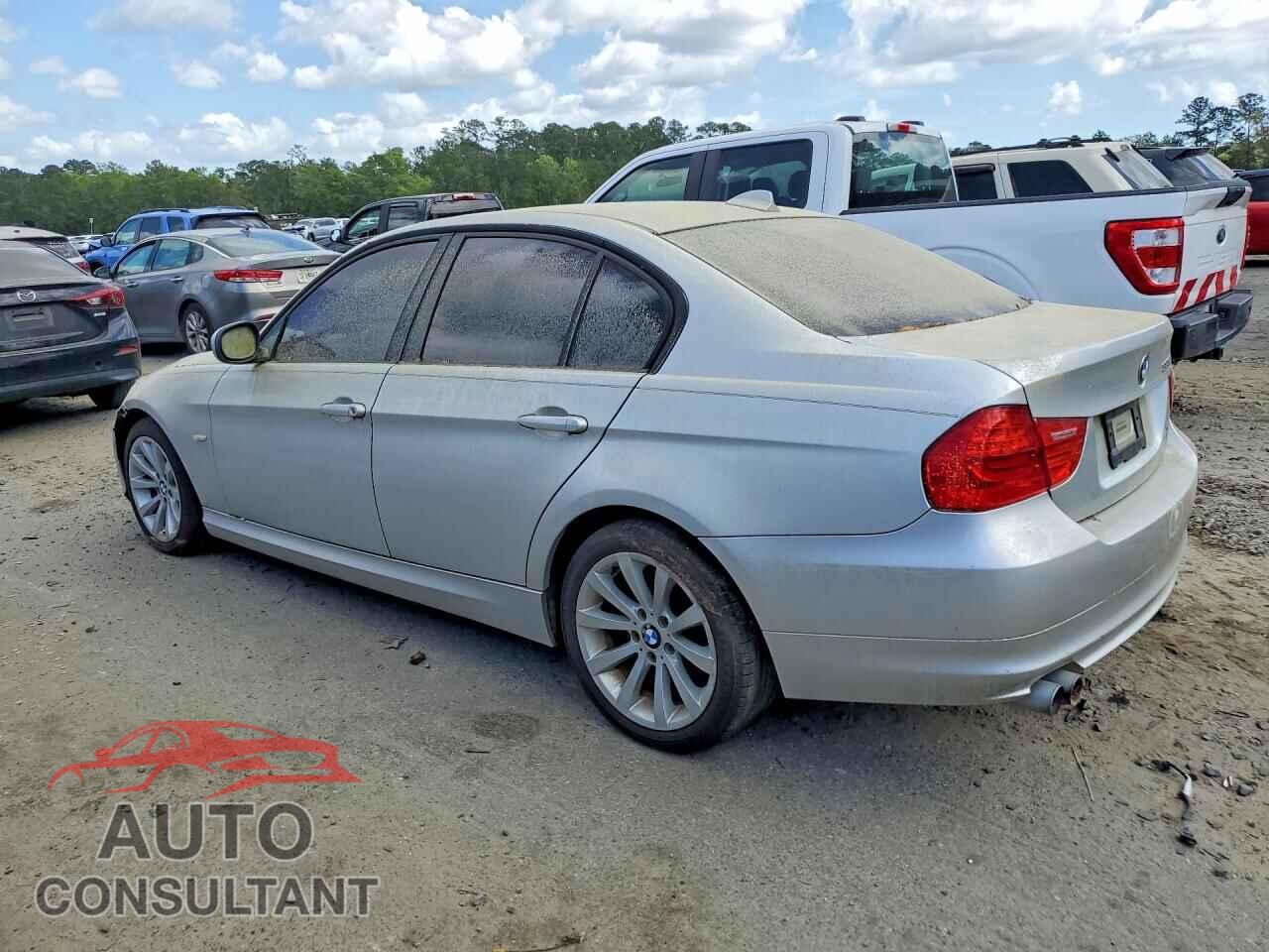 BMW 3 SERIES 2011 - WBAPH7C56BE682425