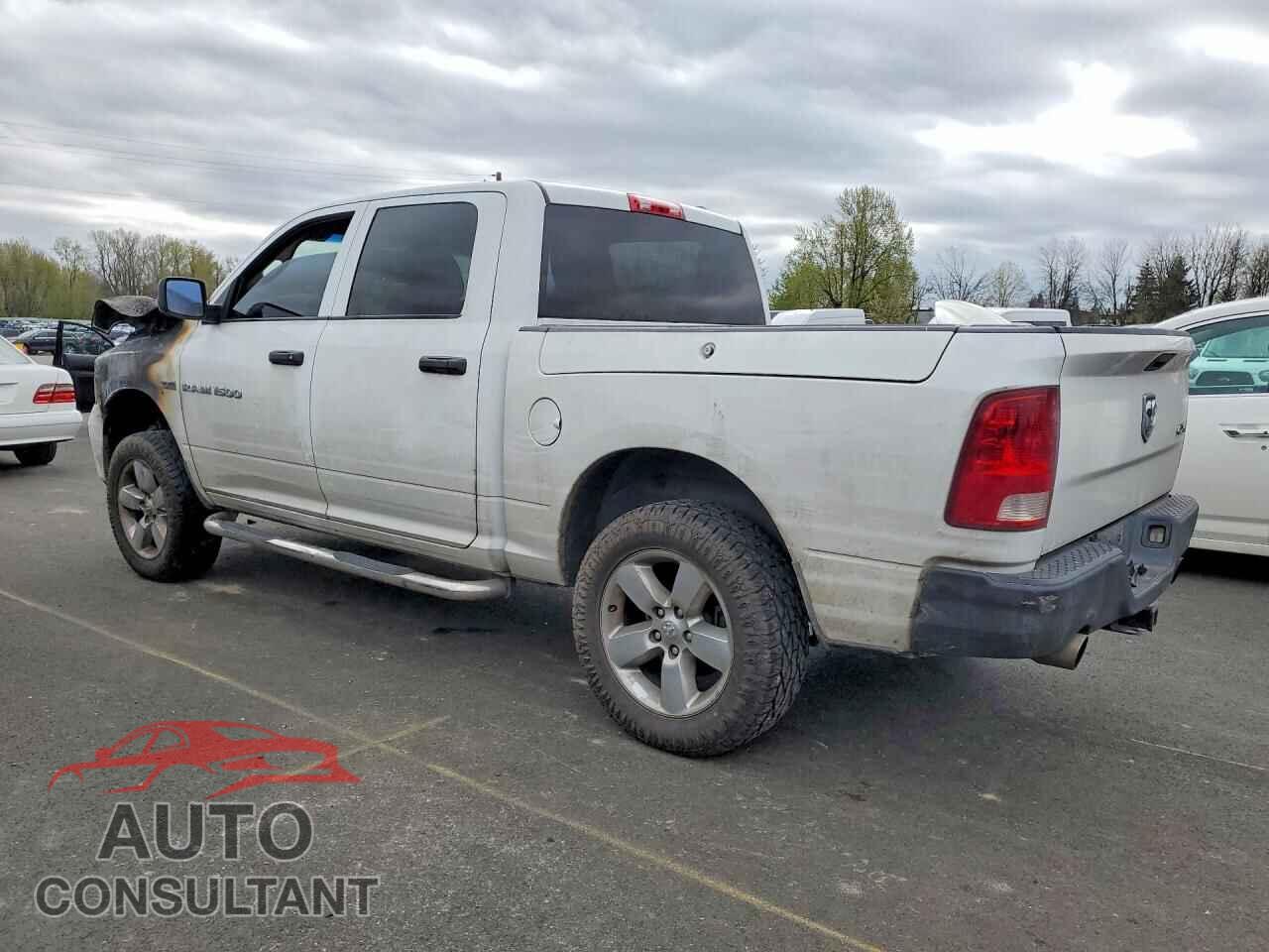 DODGE RAM 1500 2012 - 1C6RD7KT1CS185431