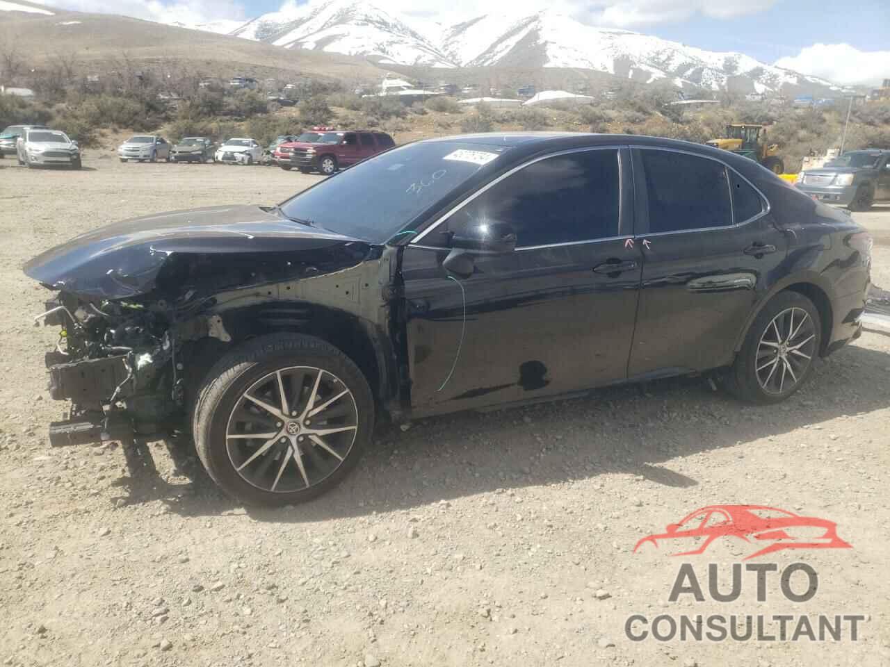 TOYOTA CAMRY 2021 - 4T1G11AK4MU602511