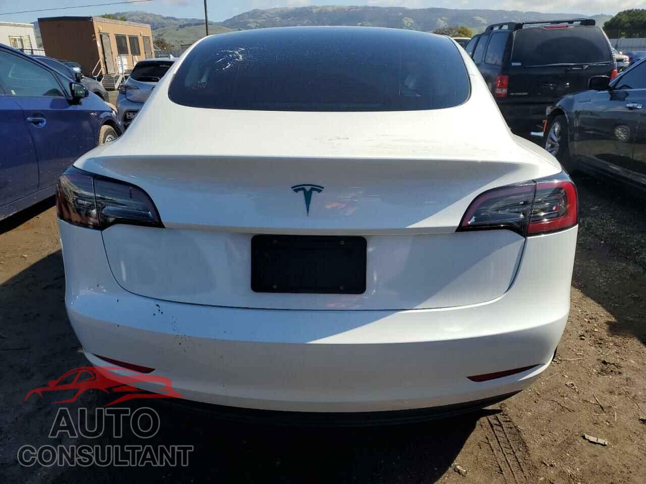 TESLA MODEL 3 2023 - 5YJ3E1EA9PF558527