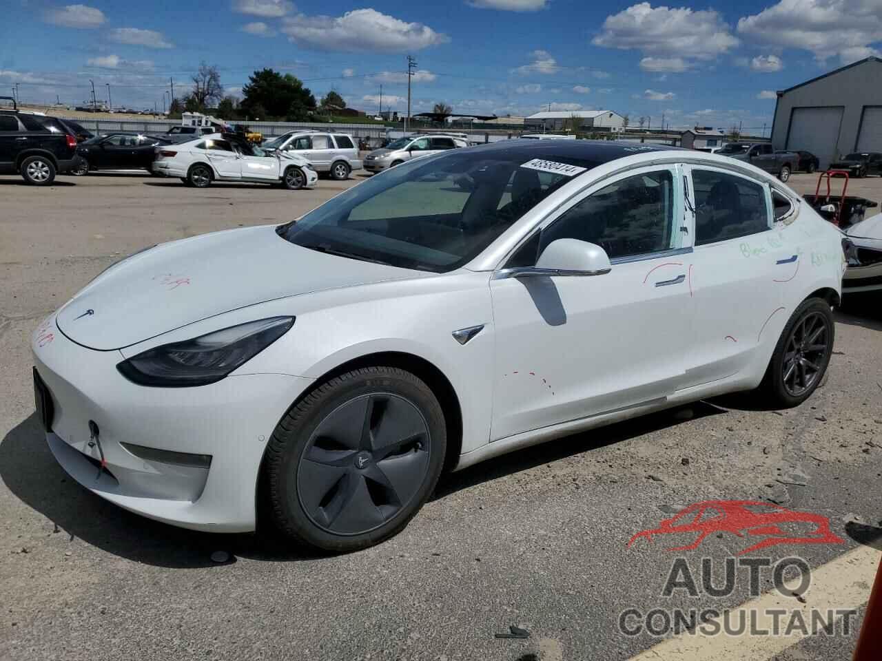 TESLA MODEL 3 2018 - 5YJ3E1EB5JF066755