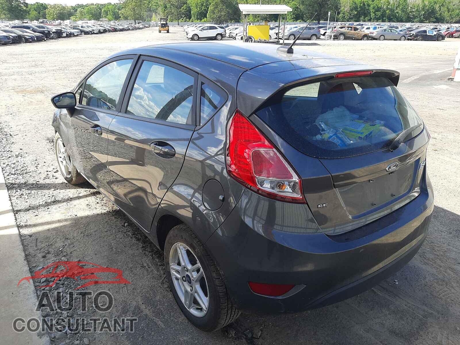 FORD FIESTA 2018 - 3FADP4EJ5JM124288