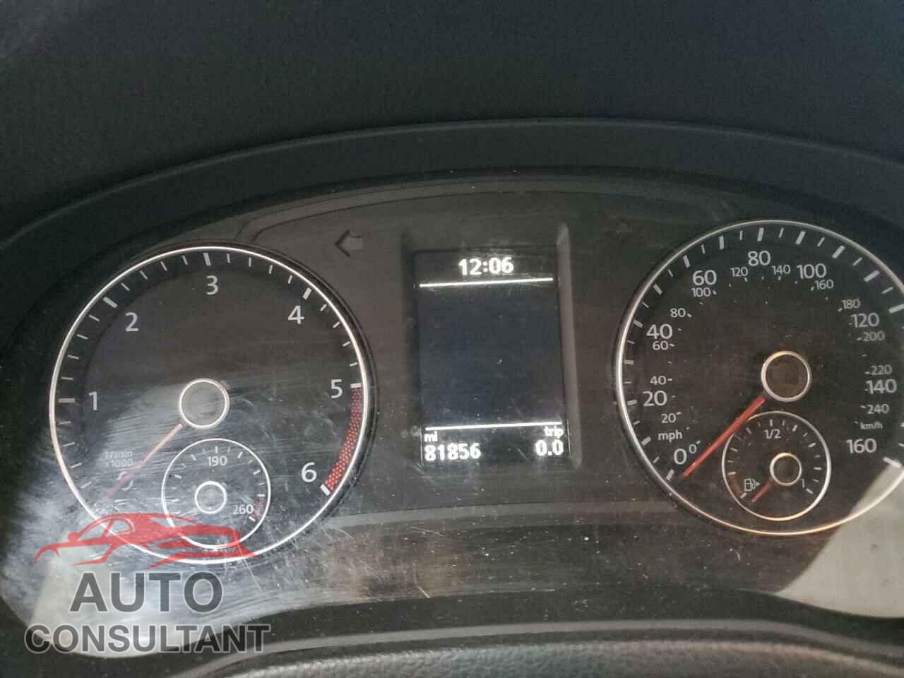 VOLKSWAGEN PASSAT 2013 - 1VWCN7A32DC033325